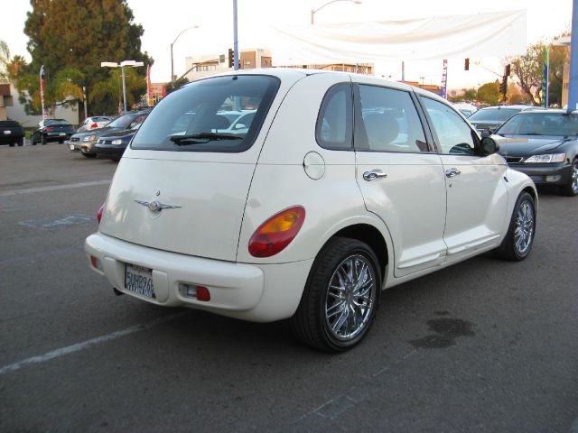 2004 Chrysler PT Cruiser Base