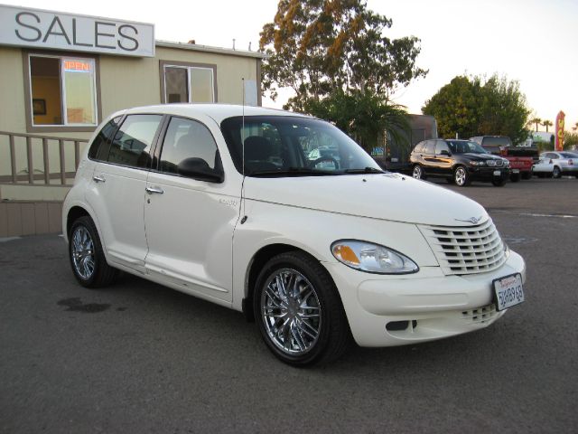 2004 Chrysler PT Cruiser Base