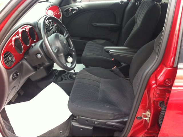2004 Chrysler PT Cruiser CX W/comfortconvience