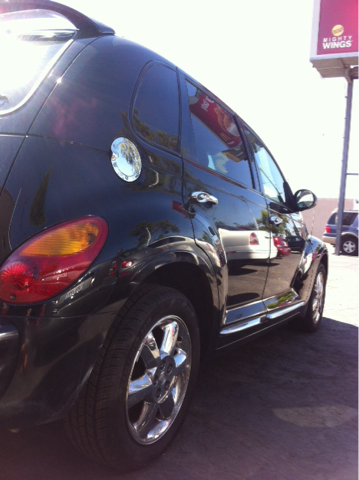 2004 Chrysler PT Cruiser CX W/comfortconvience