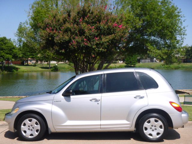 2005 Chrysler PT Cruiser Unknown