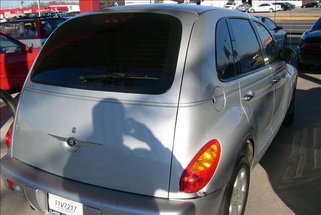 2005 Chrysler PT Cruiser Base