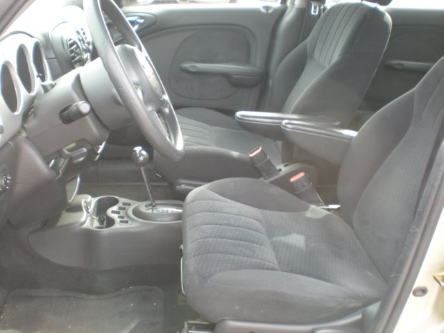 2005 Chrysler PT Cruiser CX W/comfortconvience