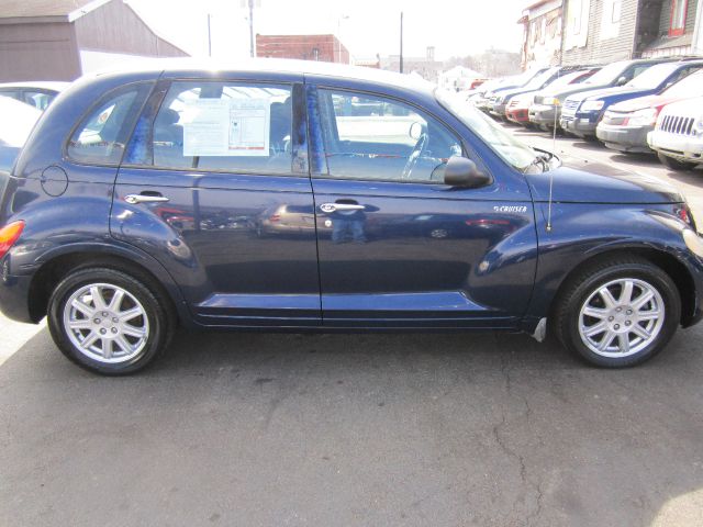 2005 Chrysler PT Cruiser Base