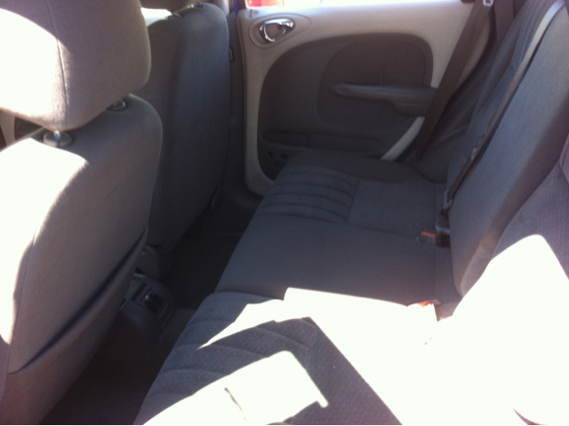 2005 Chrysler PT Cruiser Base