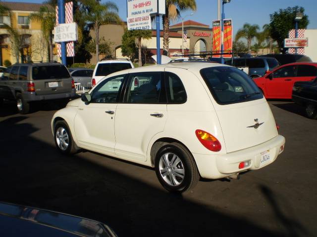 2005 Chrysler PT Cruiser Unknown