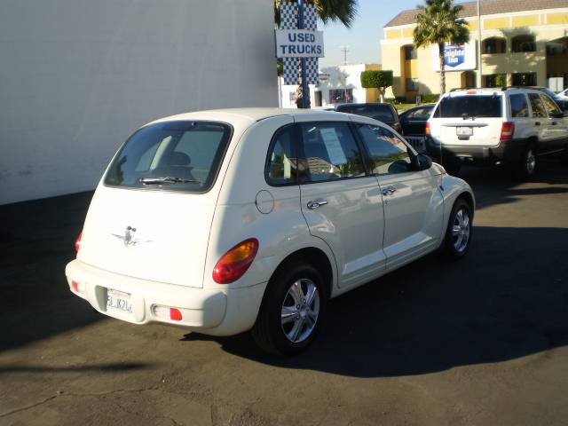 2005 Chrysler PT Cruiser Unknown