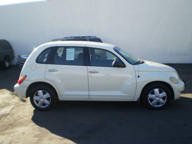 2005 Chrysler PT Cruiser Unknown