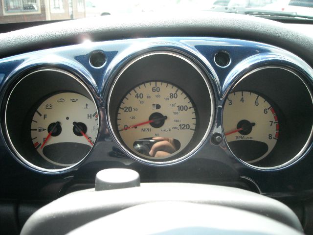 2005 Chrysler PT Cruiser Base