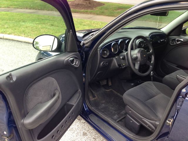 2005 Chrysler PT Cruiser CX W/comfortconvience