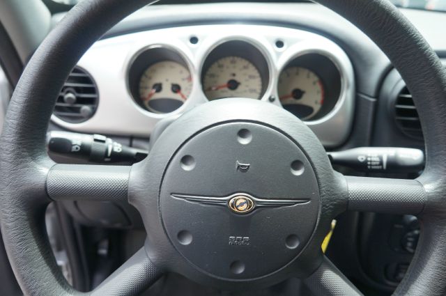 2005 Chrysler PT Cruiser Base