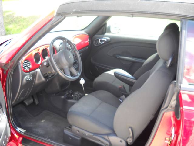 2005 Chrysler PT Cruiser Unknown