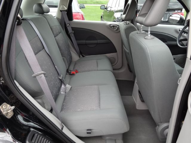 2006 Chrysler PT Cruiser Unknown