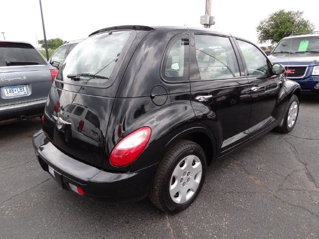 2006 Chrysler PT Cruiser Unknown