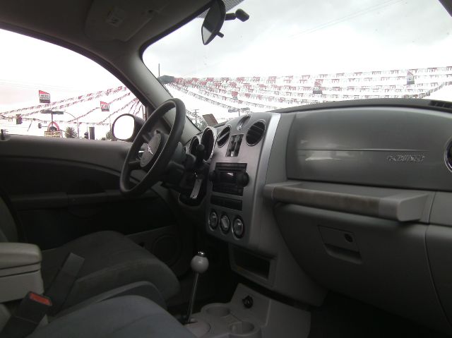 2006 Chrysler PT Cruiser Base