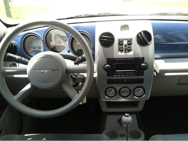 2006 Chrysler PT Cruiser CX W/comfortconvience