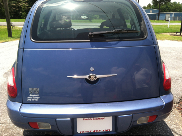 2006 Chrysler PT Cruiser CX W/comfortconvience