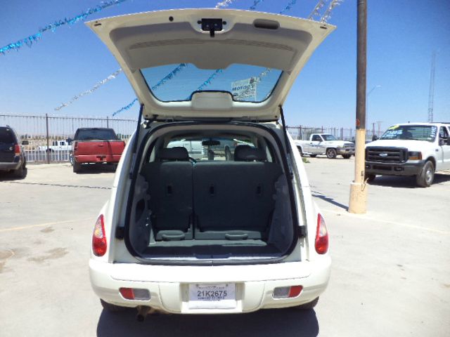 2006 Chrysler PT Cruiser Base