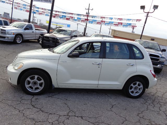 2006 Chrysler PT Cruiser Base