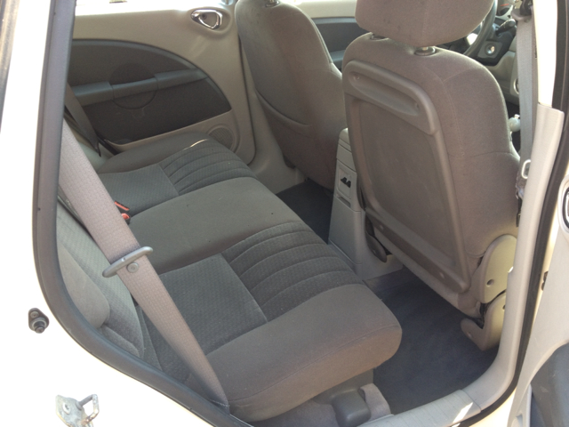 2006 Chrysler PT Cruiser Base