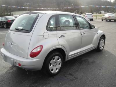 2006 Chrysler PT Cruiser Base