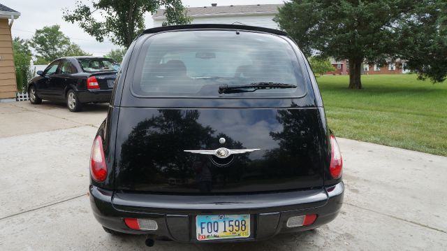 2006 Chrysler PT Cruiser Base