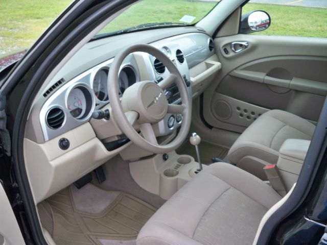2006 Chrysler PT Cruiser CX W/comfortconvience
