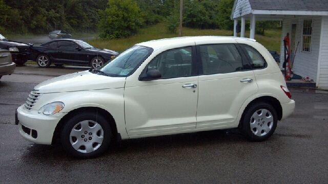 2006 Chrysler PT Cruiser Base