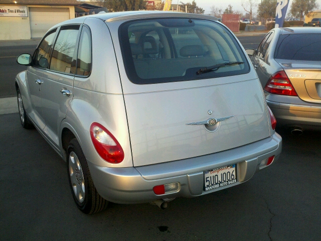 2006 Chrysler PT Cruiser Base