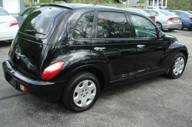 2006 Chrysler PT Cruiser 29