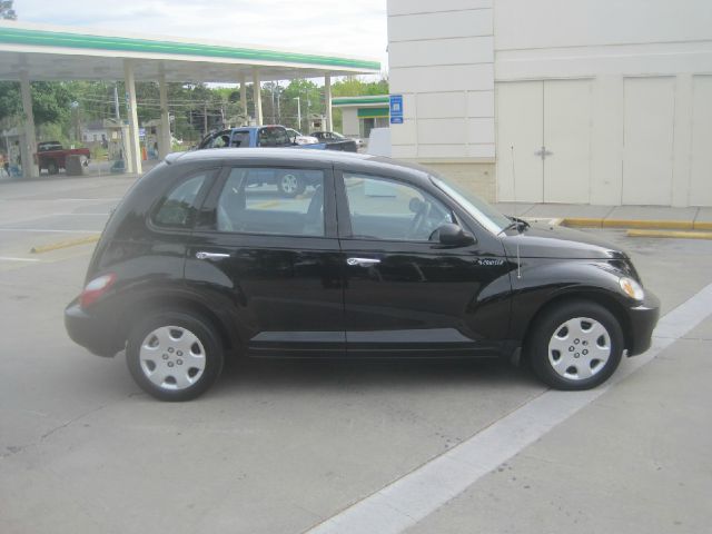 2006 Chrysler PT Cruiser Base