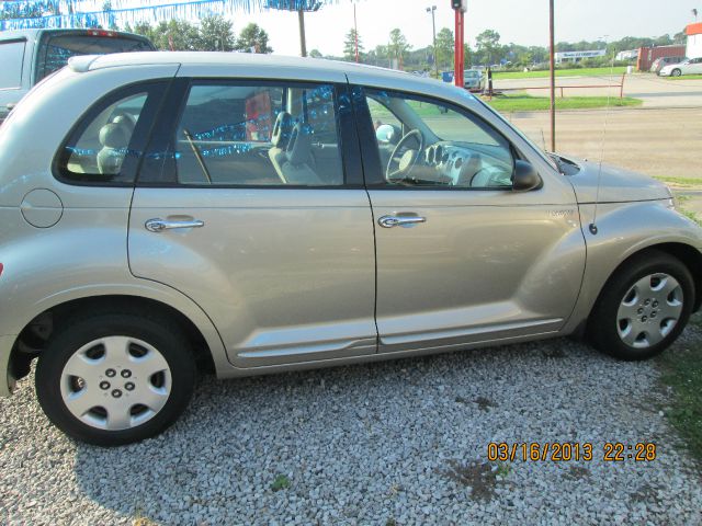 2006 Chrysler PT Cruiser CX W/comfortconvience