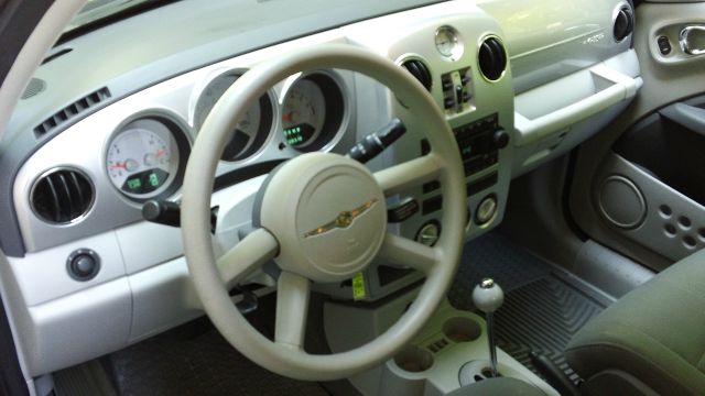 2006 Chrysler PT Cruiser CX W/comfortconvience