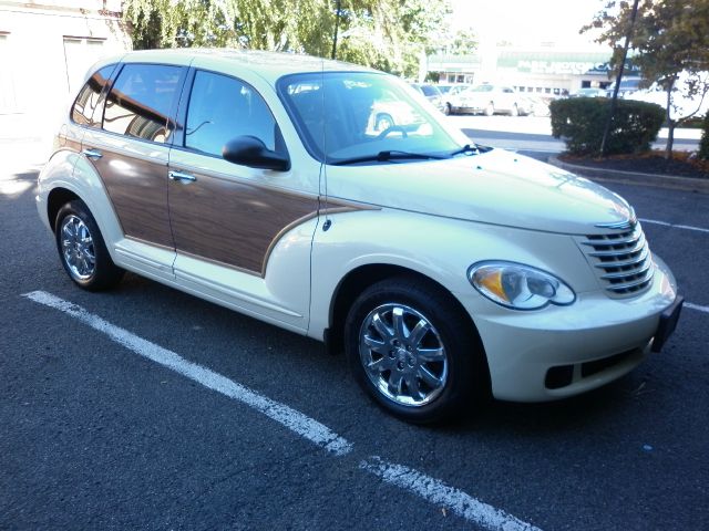 2006 Chrysler PT Cruiser CX W/comfortconvience
