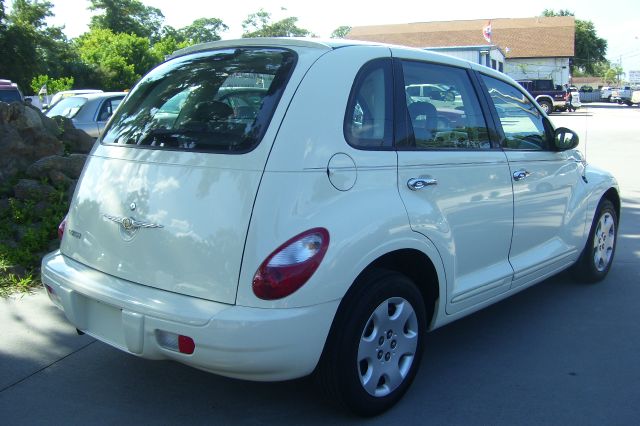 2007 Chrysler PT Cruiser Base
