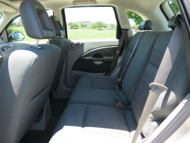 2007 Chrysler PT Cruiser Base