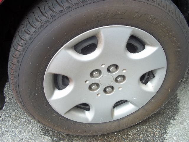 2007 Chrysler PT Cruiser Hybrid XLE, Nav.,. And Leather