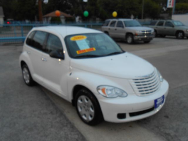 2008 Chrysler PT Cruiser Base