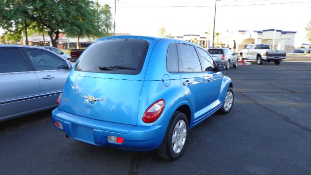 2008 Chrysler PT Cruiser Base