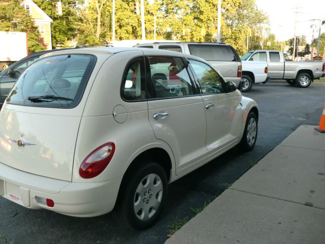 2008 Chrysler PT Cruiser Base