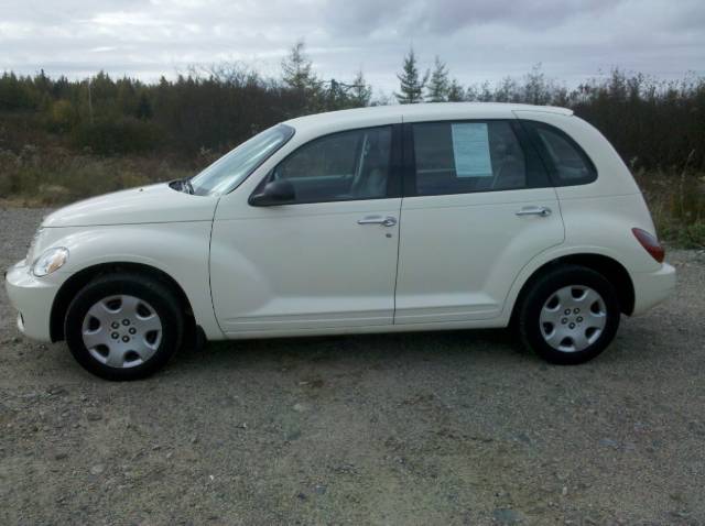 2008 Chrysler PT Cruiser Base