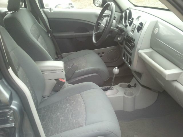 2008 Chrysler PT Cruiser Base