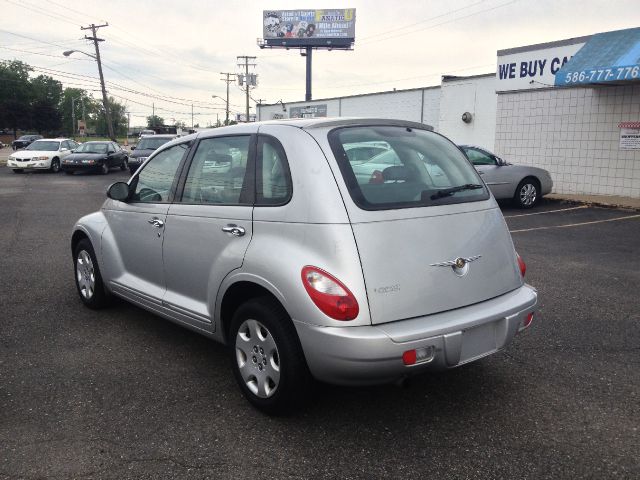 2008 Chrysler PT Cruiser Base