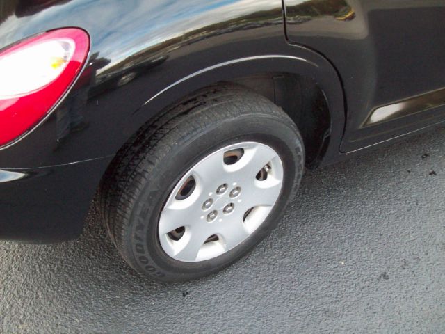 2008 Chrysler PT Cruiser Base