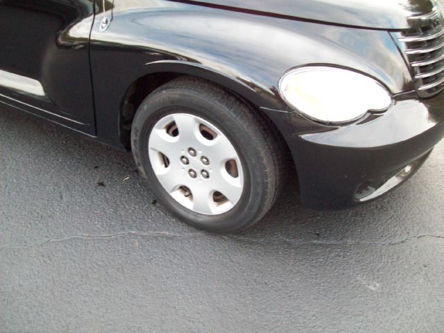 2008 Chrysler PT Cruiser Base