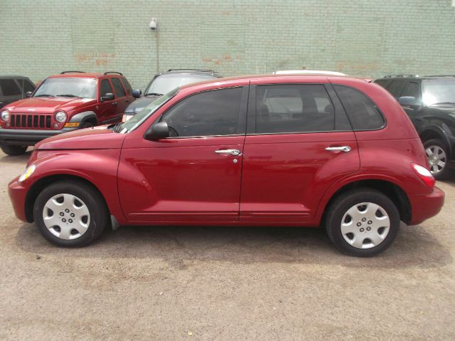 2008 Chrysler PT Cruiser Base