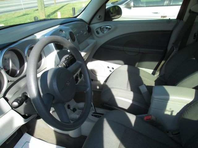 2008 Chrysler PT Cruiser Base