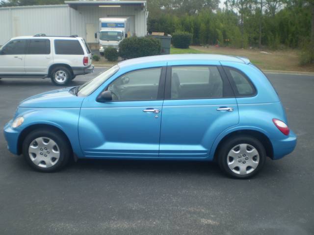 2008 Chrysler PT Cruiser Base