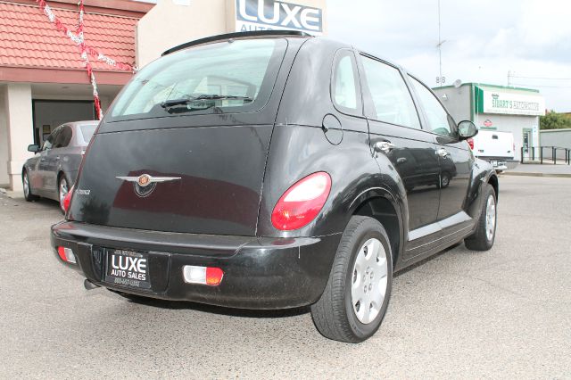 2008 Chrysler PT Cruiser Base