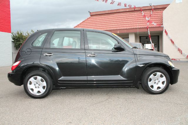 2008 Chrysler PT Cruiser Base
